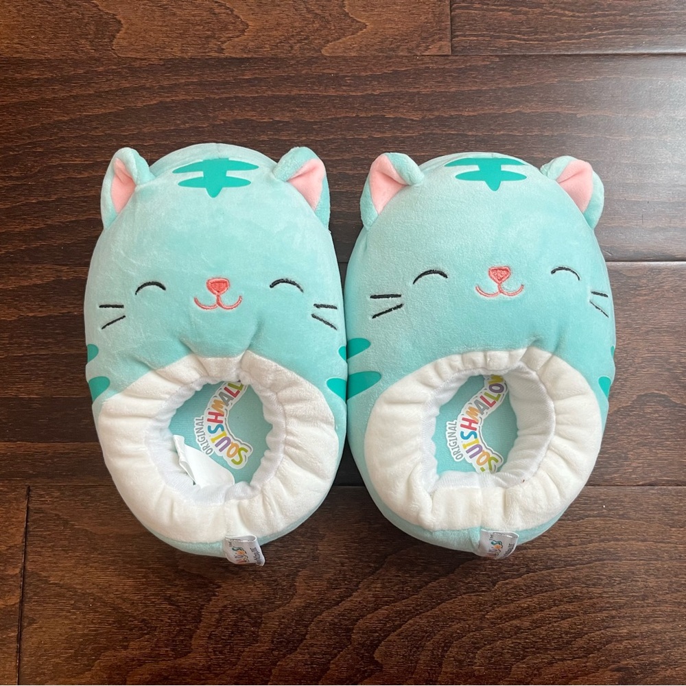 NWOT Squishmallow Teal Cat Slippers Size 13-1